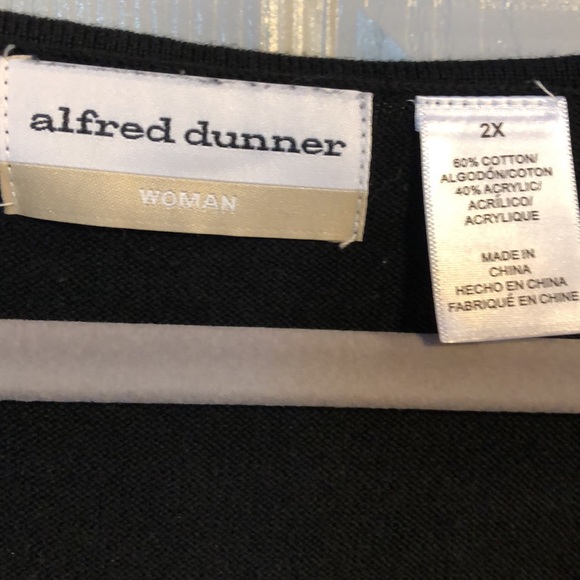 Woman's Alfred Dunner sweater 2x - Picture 4 of 6